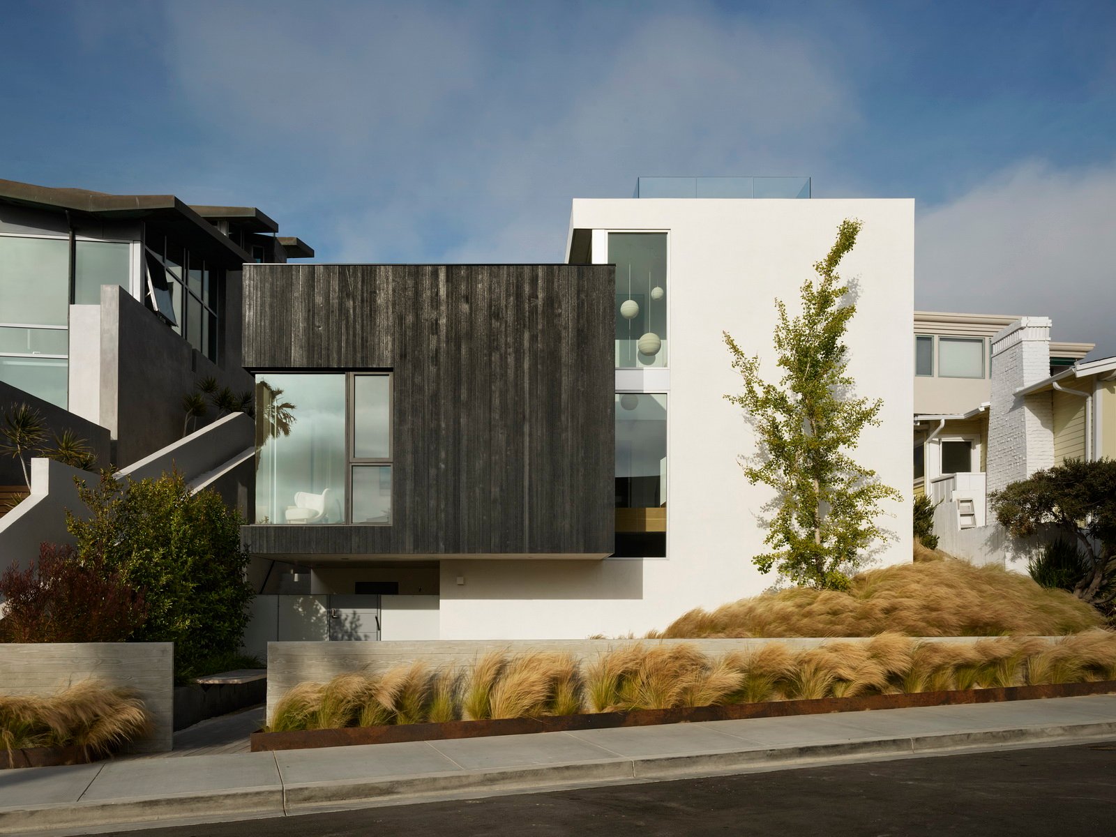The Bayview House in Hermosa Beach, CA- Ehrlich Yanai Rhee Chaney Architects