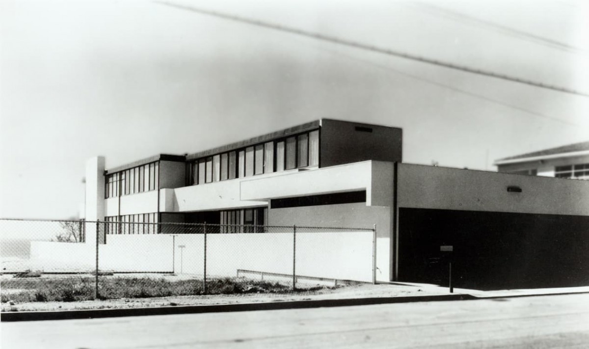 Addition to Neutra Beach House