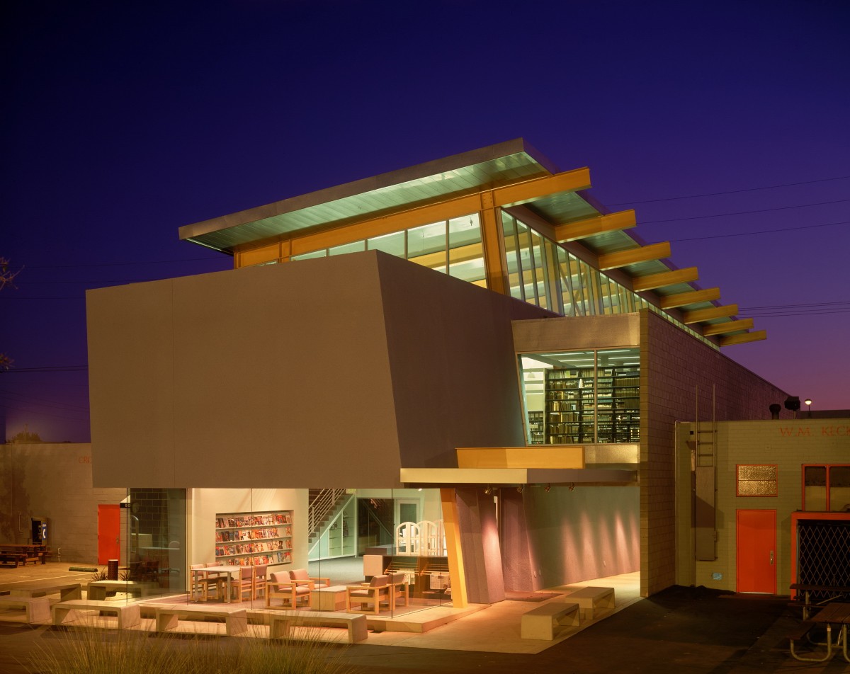 Paul Cummins Library - Crossroads School