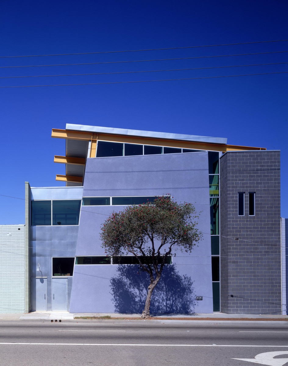 Paul Cummins Library - Crossroads School