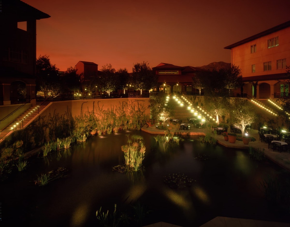 DREAMWORKS SKG STUDIOS
