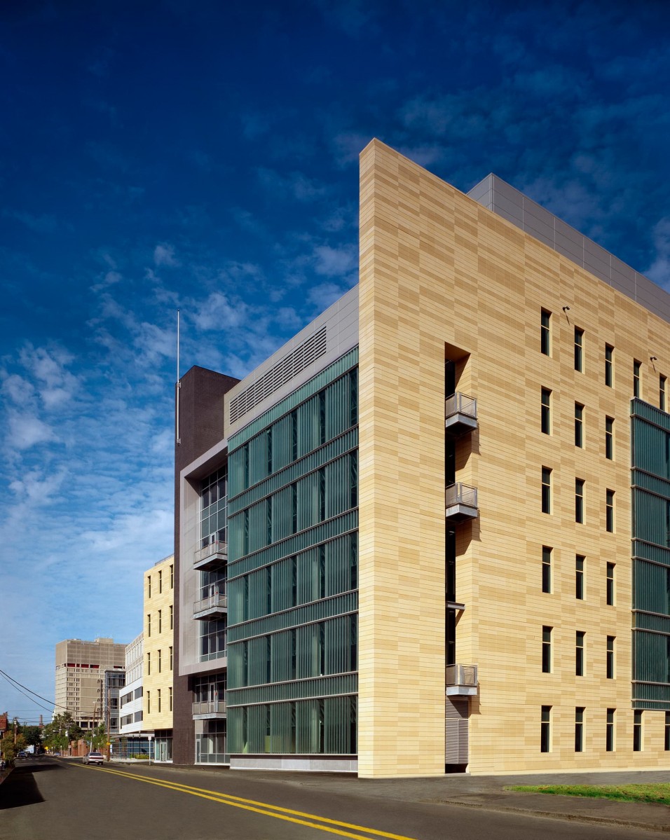 675 W Kendall St. Biotech Research Laboratory