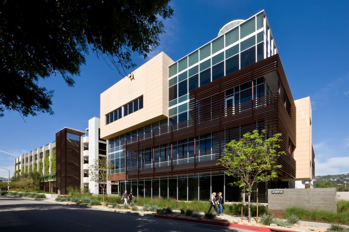 331 Foothill Road Retail and Offices