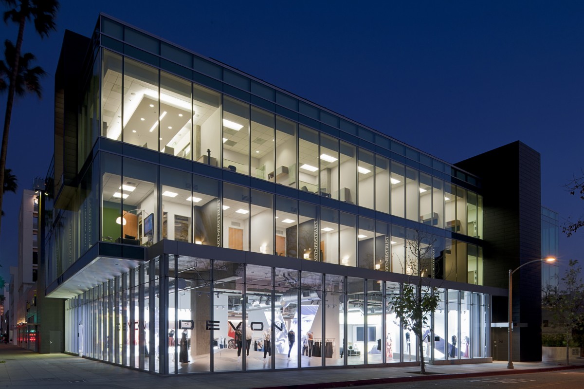 9378 Wilshire Blvd. Retail and Offices