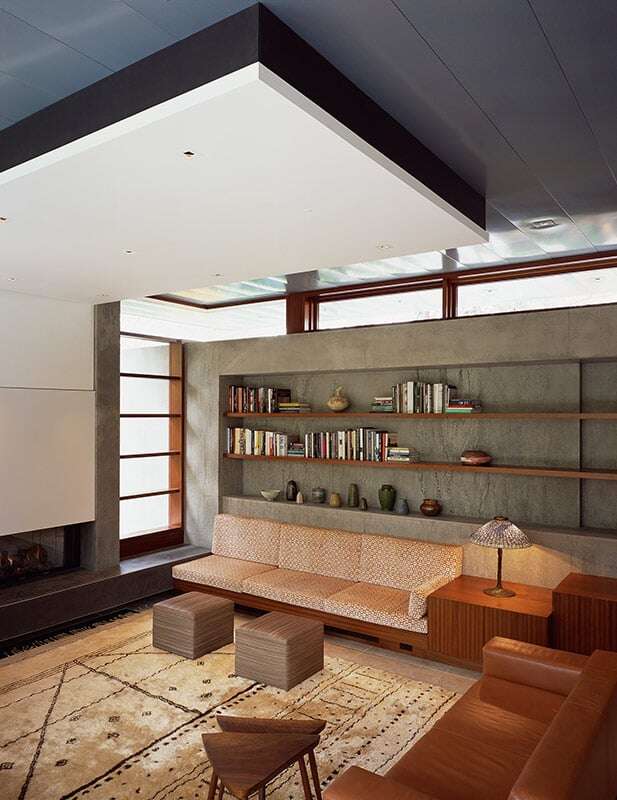 EYRC-art-niche-displaying-library-in-modern-home