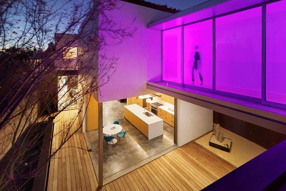 EYRC-merging-of-art-and-architecture-spectral-house