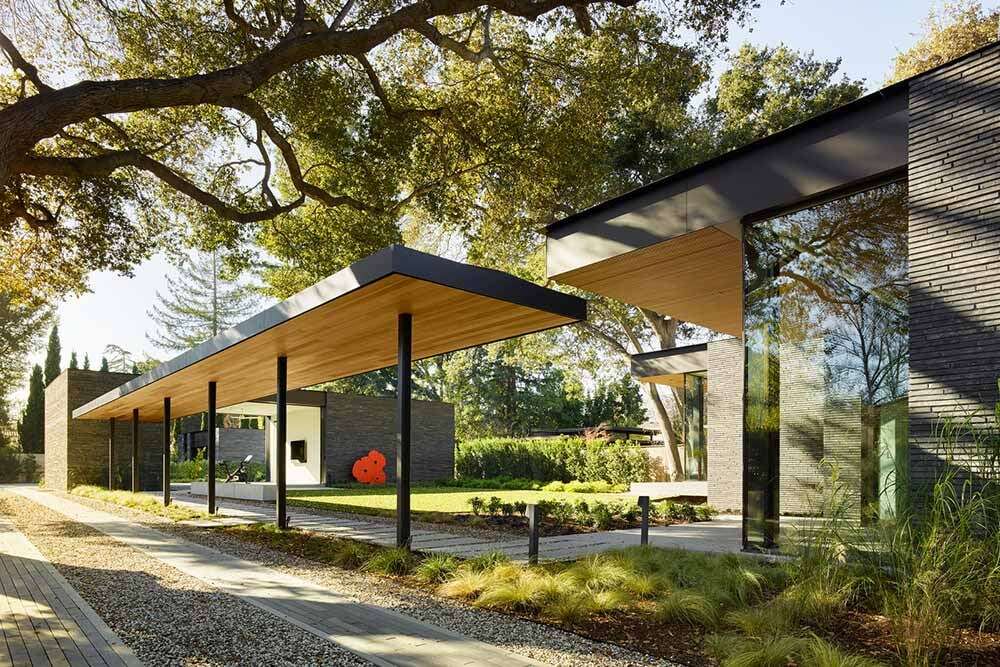 modern-guest-house-eyrc-architects-exterior-walkway