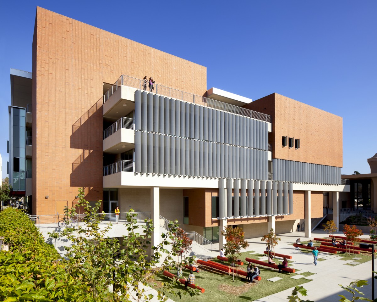 Uc Irvine Arts Center Wins Green Good Design Award